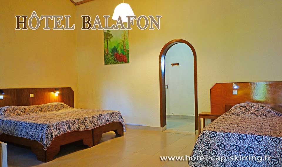 chambre suite familiale avec salle de bain climatisation piscine au centre de cap skirring sénégal monsieur jean rené laville